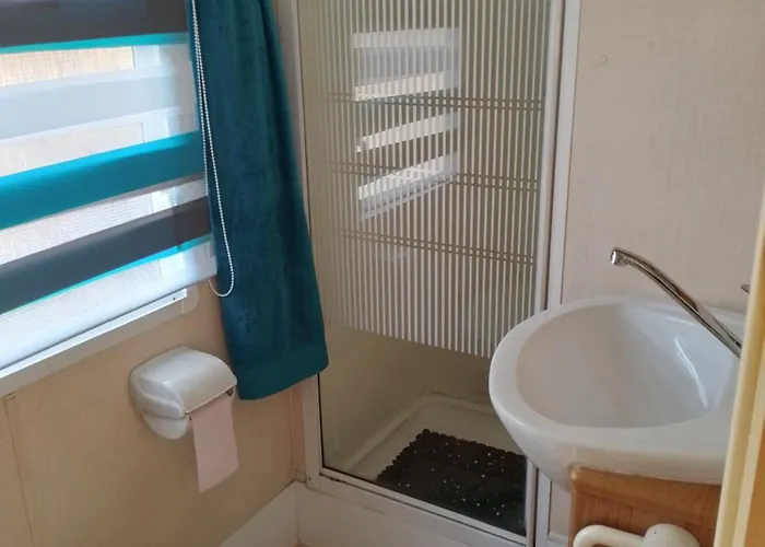 Jolie 2 Pas Du 캠프장 상기네